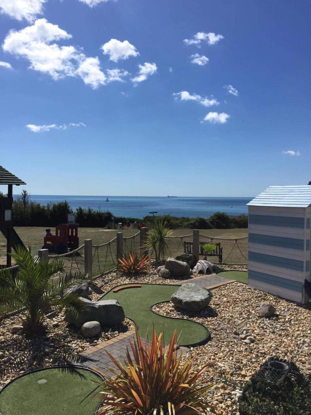 Home With A View Whitecliff Bay Holiday Park Bembridge Extérieur photo