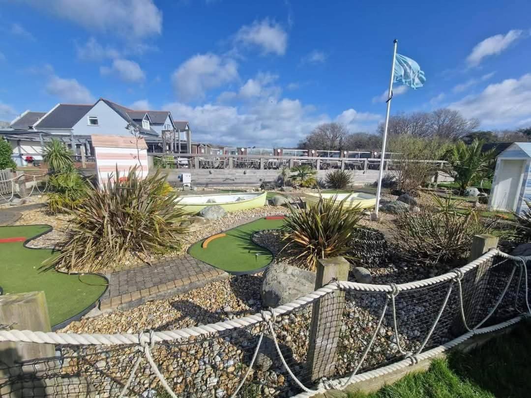Home With A View Whitecliff Bay Holiday Park Bembridge Extérieur photo